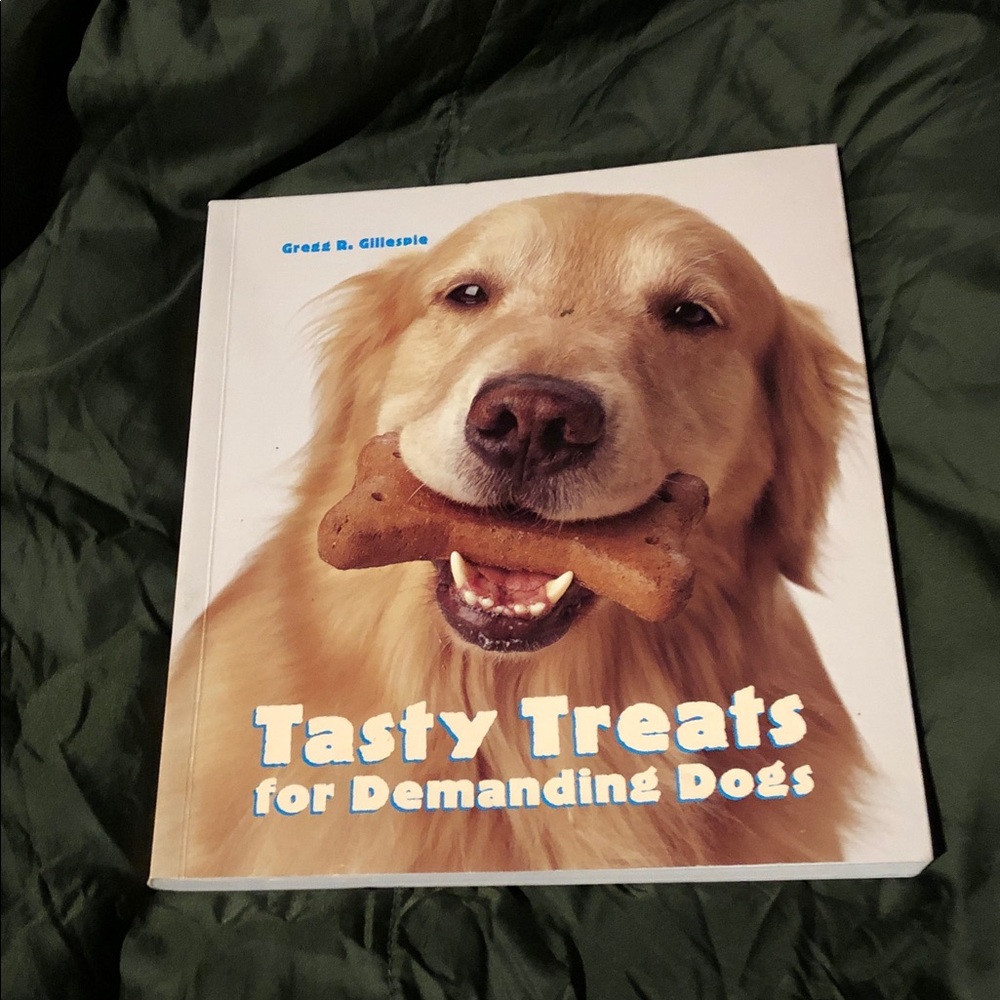 Tasty Treats for Demanding Dogs Book